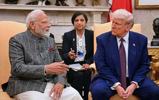 Індія спростувала призупинку переговорів з США щодо купівлі американської зброї