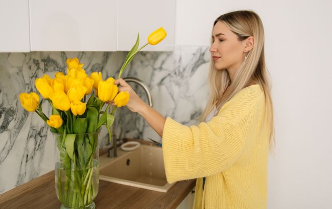 Желтые цветы - это разлука? Откуда взялась примета и что делать, если подарили