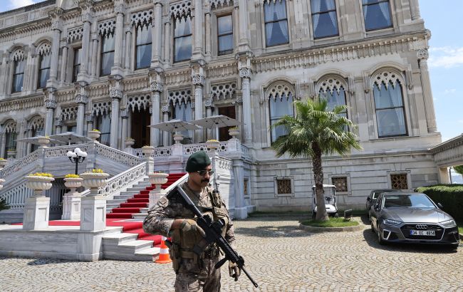 Переговоры Украины и РФ: стали известны место и время встречи делегаций в Стамбуле