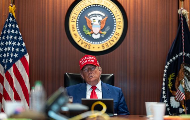 "Не відходьте": улюблена газета Трампа звернулася до нього через постачання зброї Україні