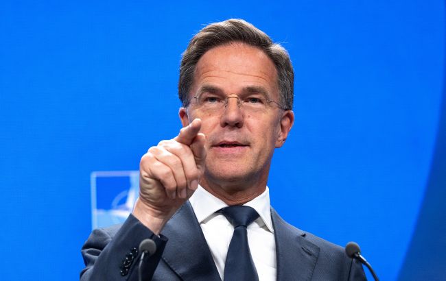 Не могутній ведмідь. Генсек НАТО порівняв Росію із садовим равликом