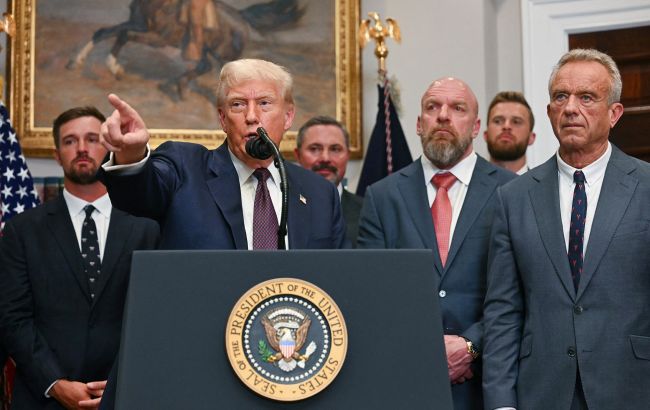 Трамп може покарати не тільки Індію: під загрозою й інші покупці нафти РФ