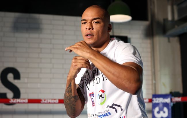 Усик відмовився від бою з Вордлі: британський чемпіон розкрив причину