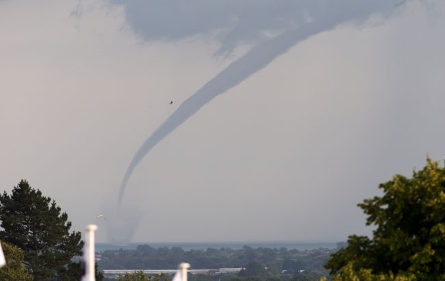 В Италии в результате торнадо погибли два человека, еще девять получили ранения
