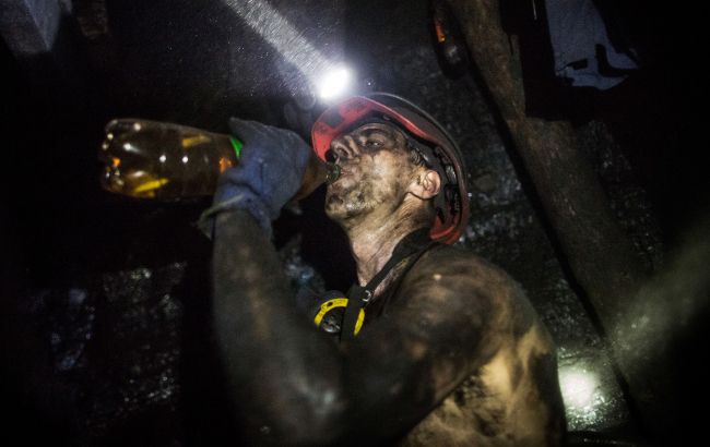 Кабмин предлагает Раде направить 1 млрд гривен на зарплату шахтерам