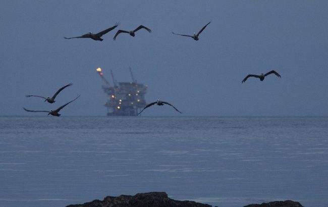 Цена нефти Brent превысила 61 доллар за баррель