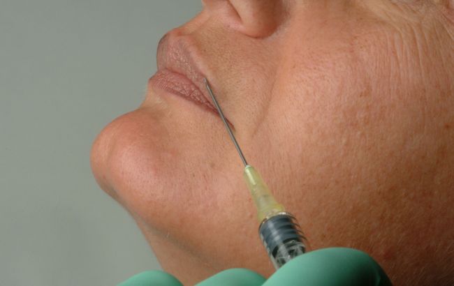 Теперь только природная красота и ароматы: россиянки остались без ботокса, тампонов и тоналки