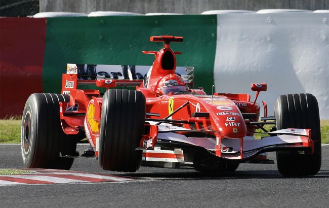 Останній болід Формули-1 від Ferrari Шумахера виставили на продаж
