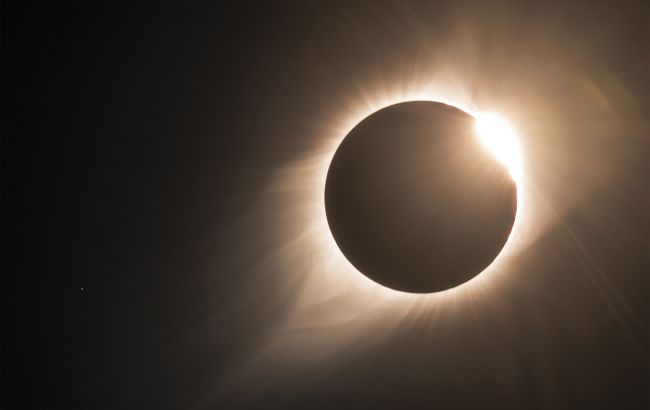 Людство побачить астрономічне явище, якого не було понад 12 000 років: чи пощастить українцям?