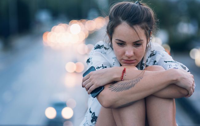 "Я нічого не хочу і не відчуваю": що робити, коли втрачається радість життя та емоції