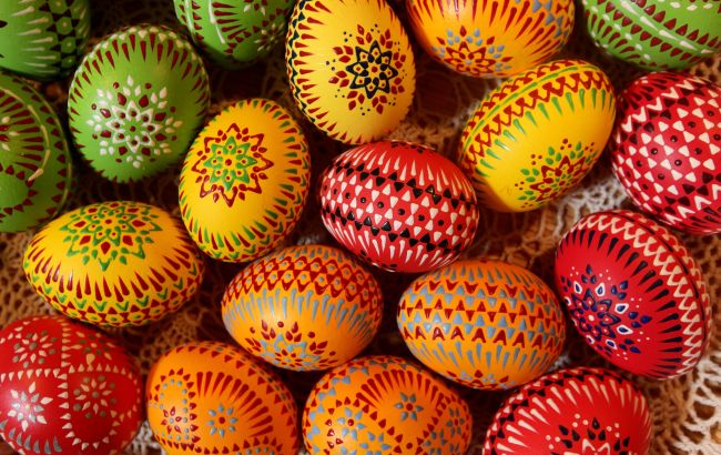 Что означают цвета и символы сакральной украинской писанки: это должен знать каждый