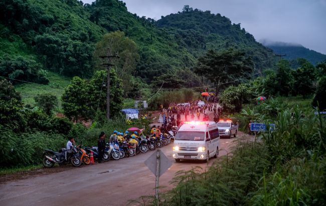 В Таиланде из-за отмены рейсов застряли туристы из РФ. У них начались проблемы с визами