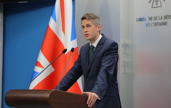 Британия усилит позиции в Арктике для защиты НАТО от РФ