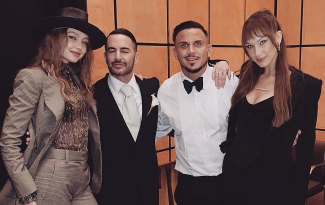 Стильный дуэт: Джиджи и Белла Хадид блистают на свадьбе Марка Джейкобса