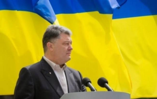 У украинской границы находятся более 50 тыс. российских военных, - Порошенко