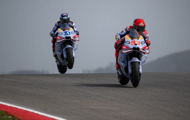 Хемілтон націлився на купівлю команди MotoGP