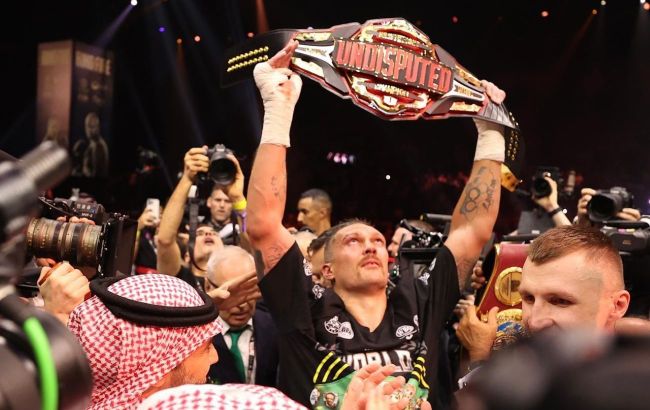 Усик &ndash; Ф'юрі. Бій-реванш чемпіонів отримав остаточну дату