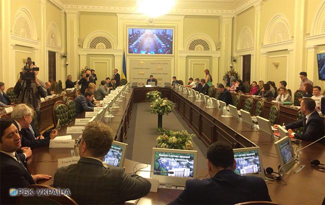 Комитет Рады поддержал согласованные поправки к закону об антикоррупционном суде