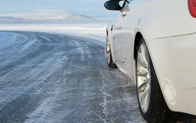 В Киеве 14 января ожидается сильный ветер, на дорогах гололед