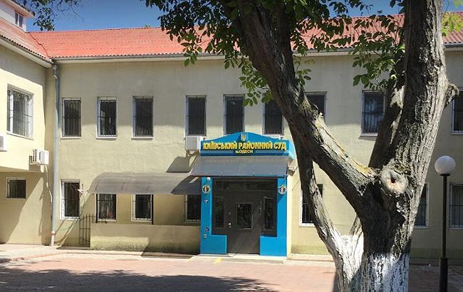 Суд Одеси відмовився знімати арешт з табору "Вікторія"