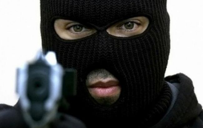 В Кременчуге грабитель ранил трех человек