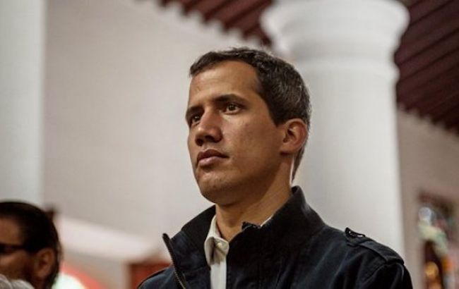 Оппозиция Венесуэлы тайно встречалась с военными и силовиками