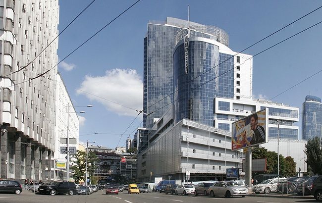 Суд арестовал ТЦ "Гулливер" в Киеве, - Луценко