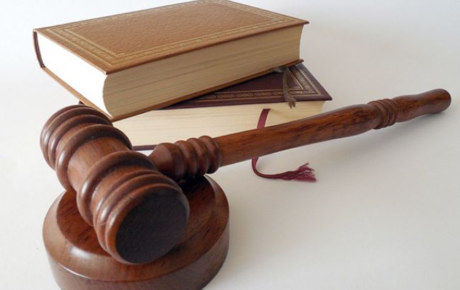 Суд в США принял решение не ограничивать миграционный указ Трампа