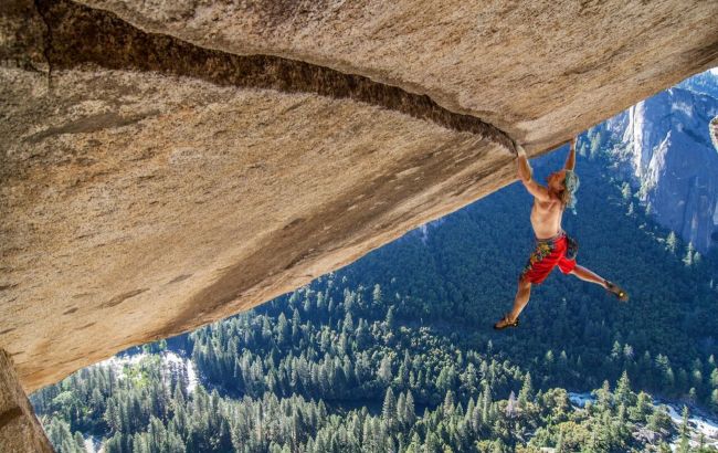 5 неприступних гір, на які майже неможливо піднятися - але деяким це вдалося