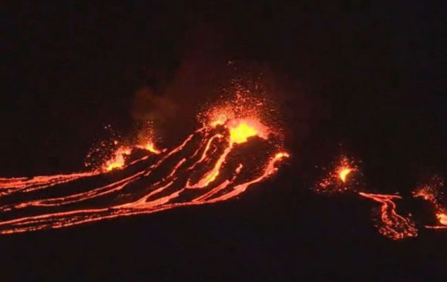 В Исландии выставили на продажу проснувшийся вулкан