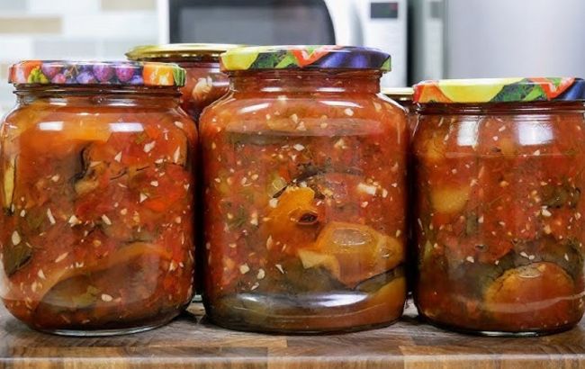 Салат з баклажанів, який зберігається до весни: ароматно та смачно