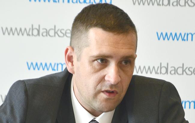 У Порошенка ініціюють припинення транспортного сполучення України з РФ