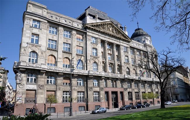 В Венгрии инициируют уголовную ответственность за помощь нелегальным мигрантам