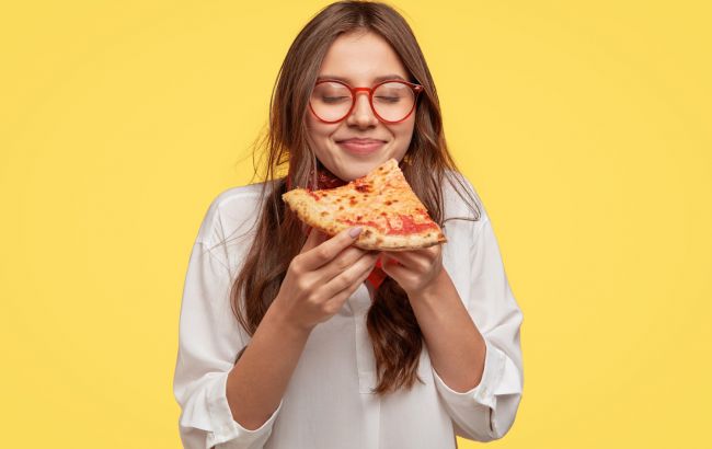 Тренер Аніта Луценко пояснила, чому деякі люди їдять все і не товстіють