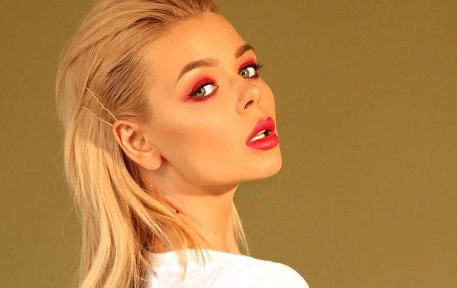 По-весеннему яркая: Алина Гросу восхитила эффектным спортивным look'ом