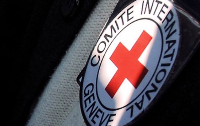 Червоний Хрест доставив на Донбас 11 вантажівок з гуманітарною допомогою