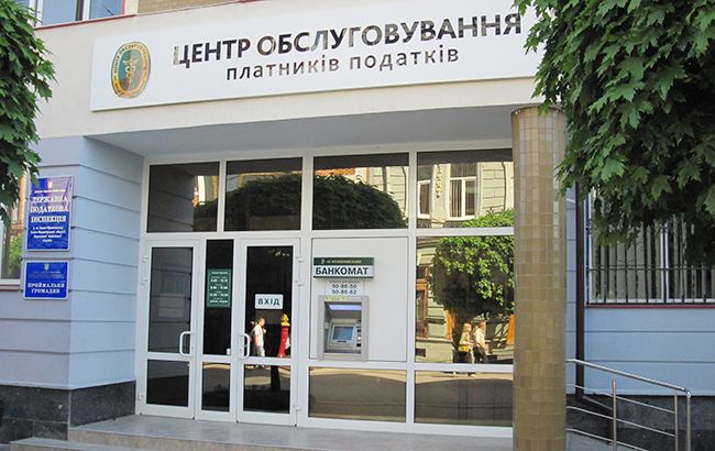 Правительство определило численность налоговиков