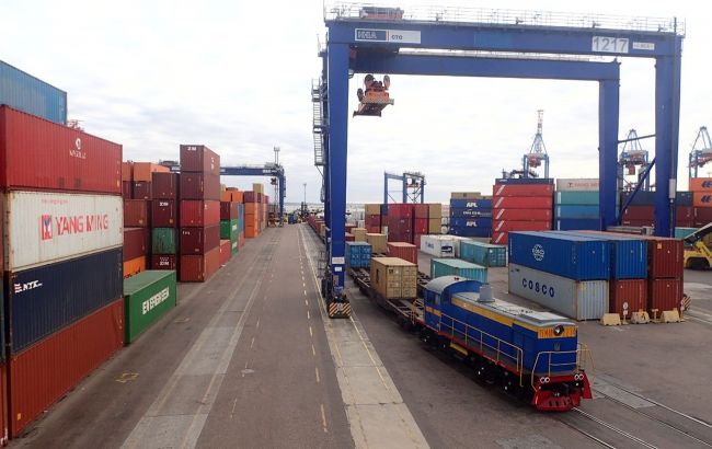 "Контейнерный терминал Одессы" обработал первый поезд на Тернополь "УИК"