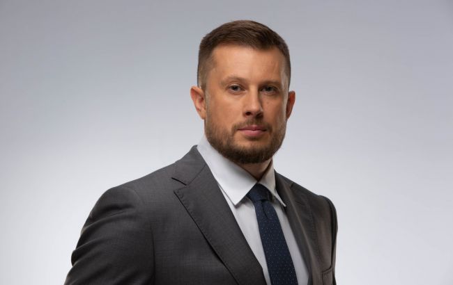 Білецький вимагає арештувати рахунки і майно всіх причетних до корупції в оборонці