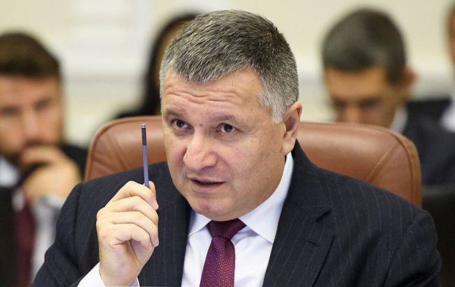 Аваков заявил, что агитация большинства кандидатов в президенты незаконна