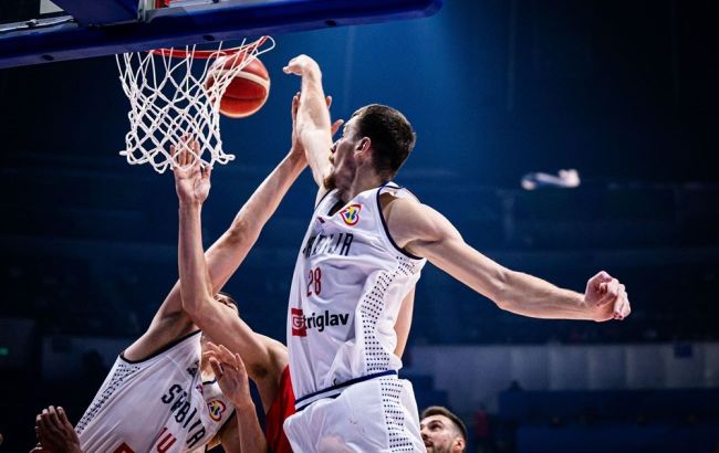 Страх і відраза в Манілі. Форвард збірної Сербії втратив нирку на баскетбольному ЧС-2023