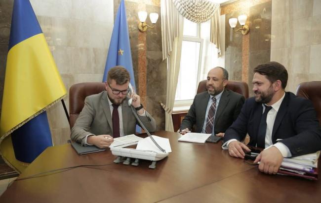 Кравцов представил международным инвесторам достижения УЗ