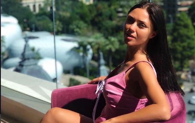 Поцілована сонцем: Віка з НеАнгелів в бікіні похвалилася розкішним загаром