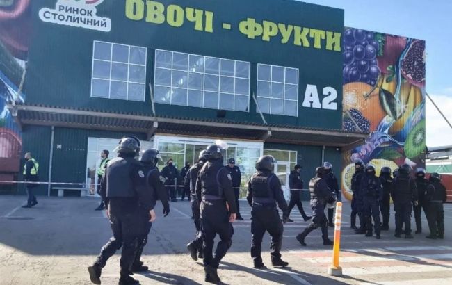 Конфликт на "Столичном": владельцы предприятия рассказали о блокировании рынка