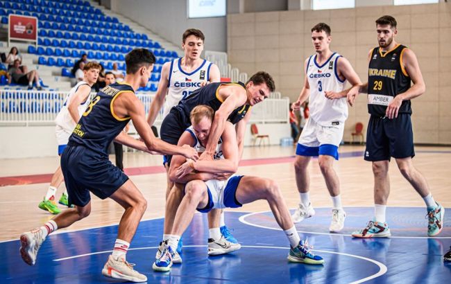 Баскетбольная сборная Украины проиграла Чехии на старте Евро-2022 U-20