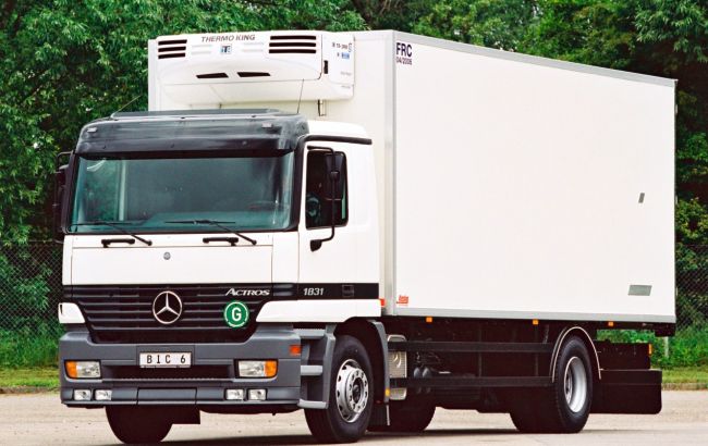 Возрастом до 22 лет. Депутаты изменили правила ввоза грузовиков и автобусов в Украину