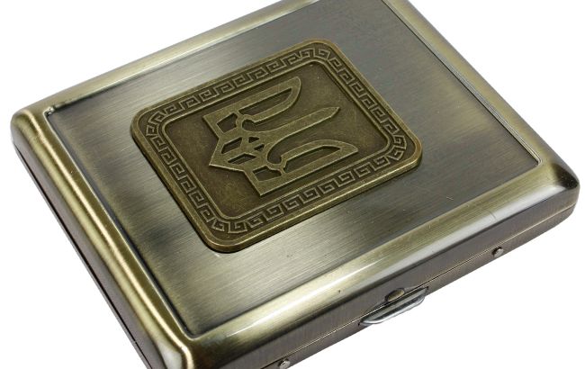 Эстетические аксессуары для мужчин - портсигары