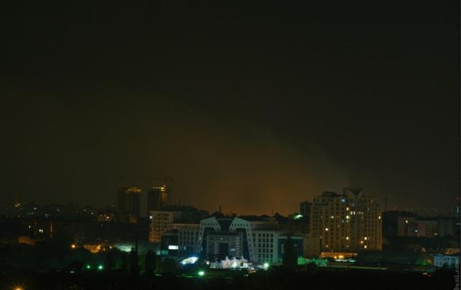 Одесу вночі затягнуло смогом