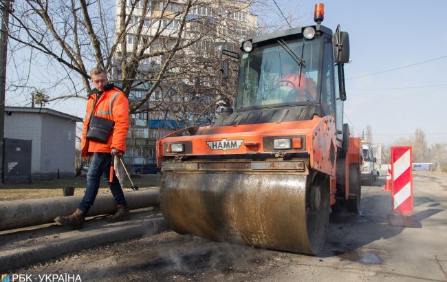В Киеве ограничат движение транспорта на улице Светлой