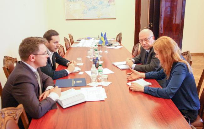 МІП планує поширити трансляцію іномовлення на Грецію